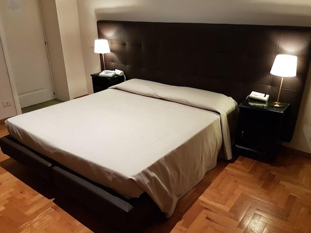 Hotel Touring Wellness & Beauty Fiuggi Buitenkant foto